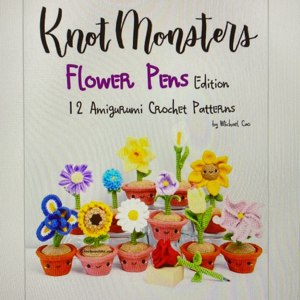 KnotMonster Crochet Flower Pen Patterns